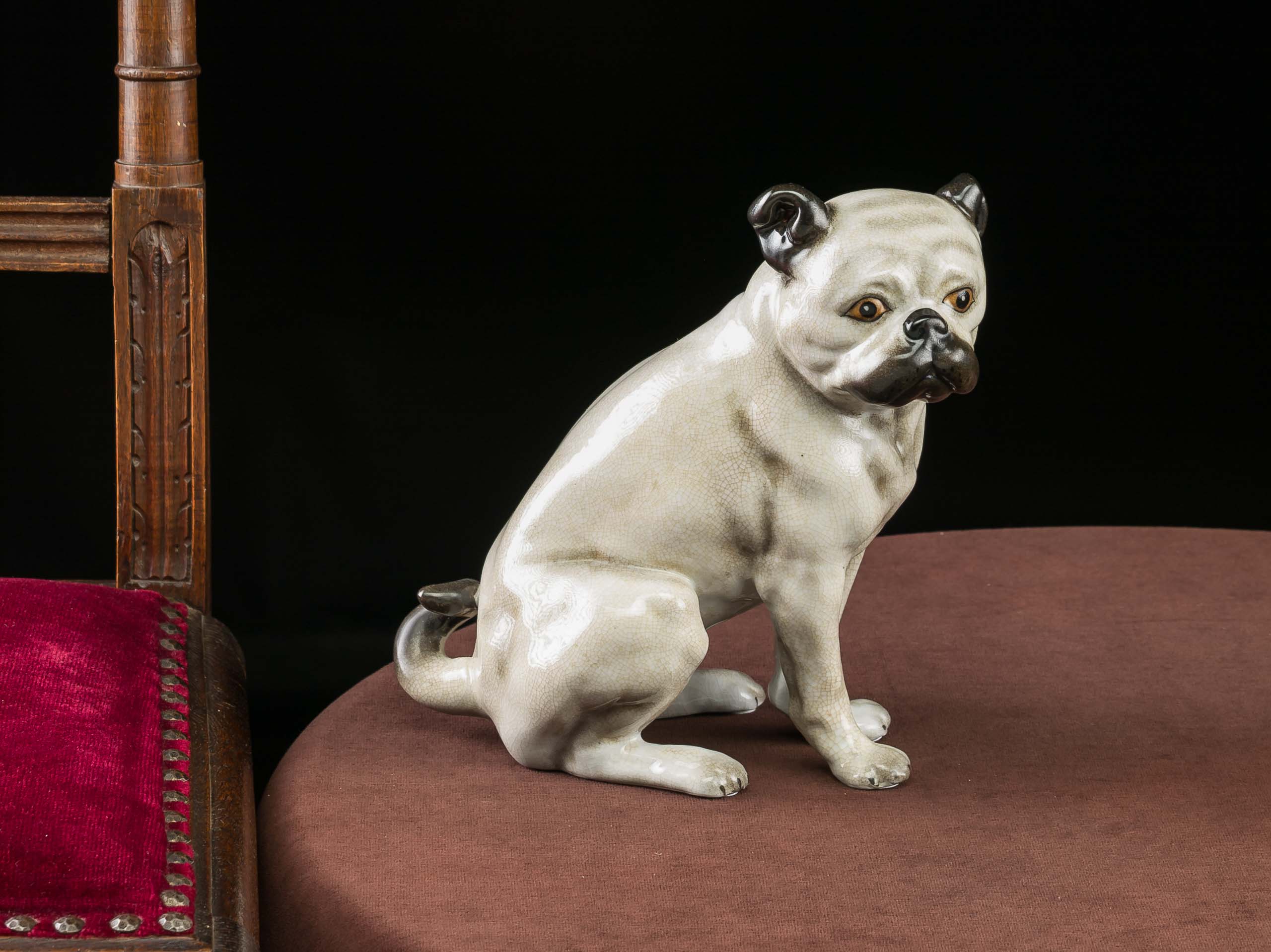 Porzellanfigur Mops Porzellan Hund Bulldoge Figur Skulptur Porzellanmops