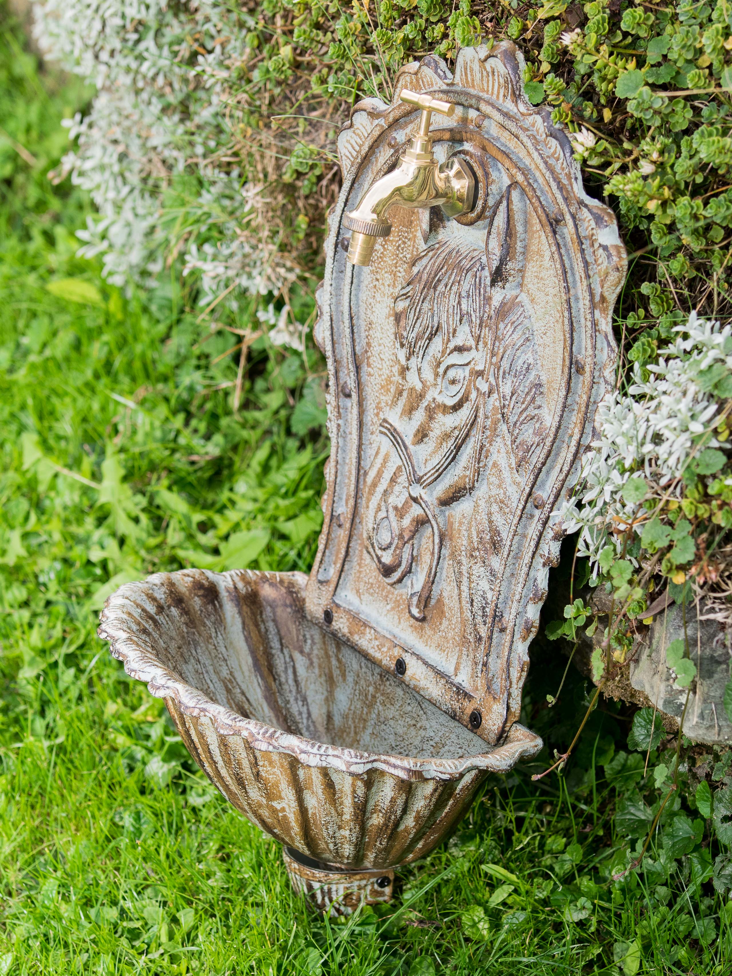 Waschbecken Wandbrunnen Garten Eisen Nostalgie antik Stil Pferd Brunnen grün