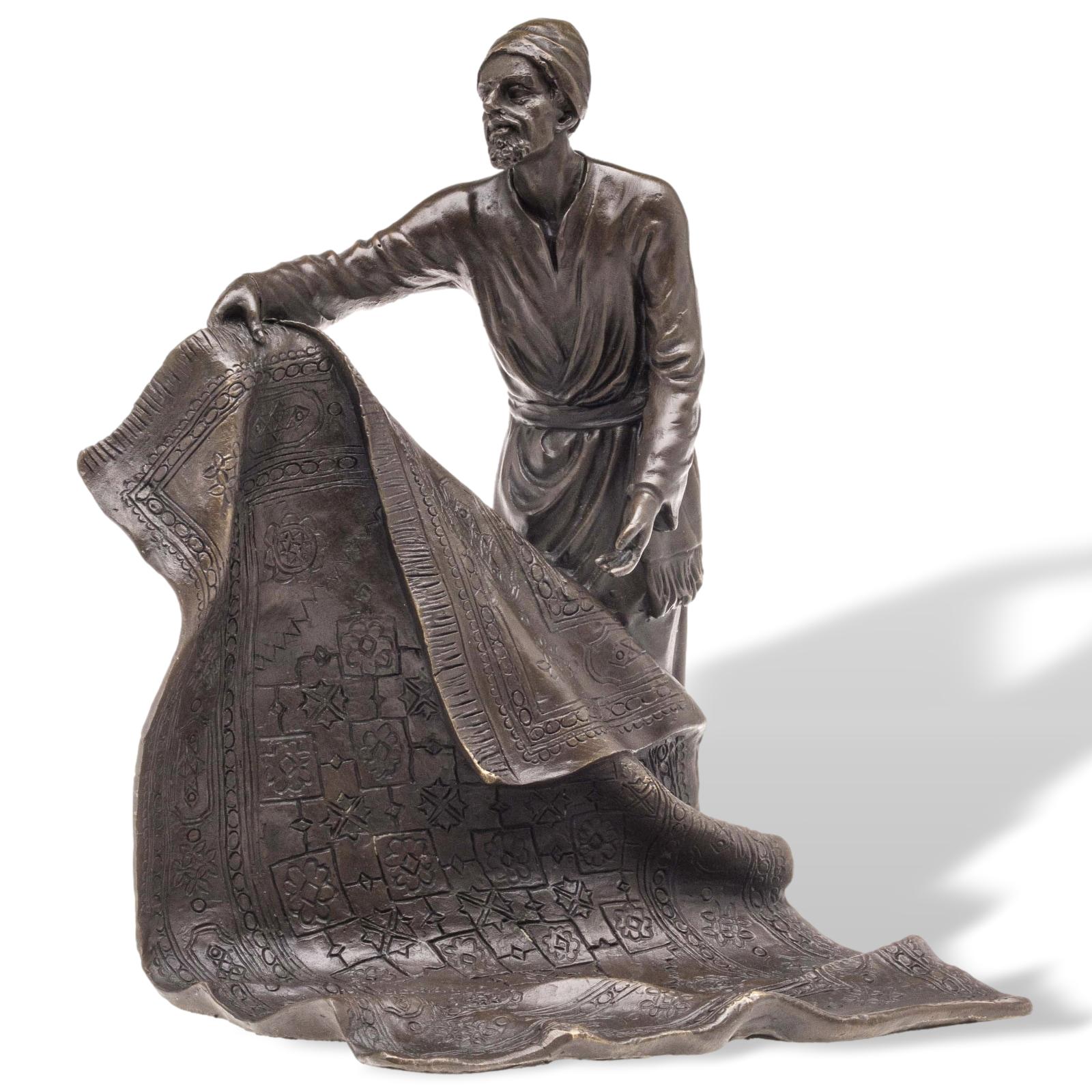 WB-2-21 Scultura Orient Wiener copia in stile bronzo replica secondo Franz Bergmann