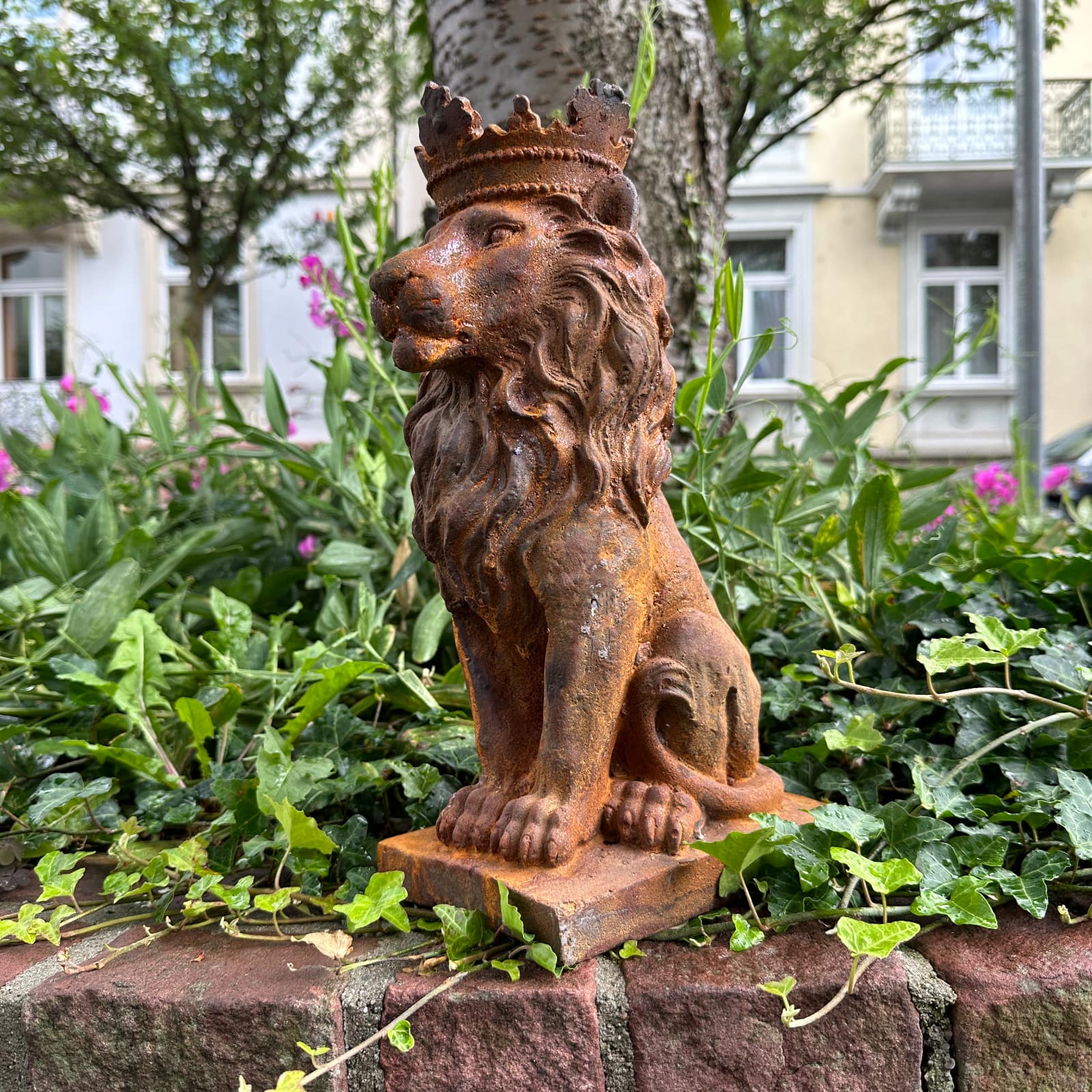 Skulptur Der Löwe Eisen 10kg König Krone Löwen Garten Figur Rost Antik-Stil